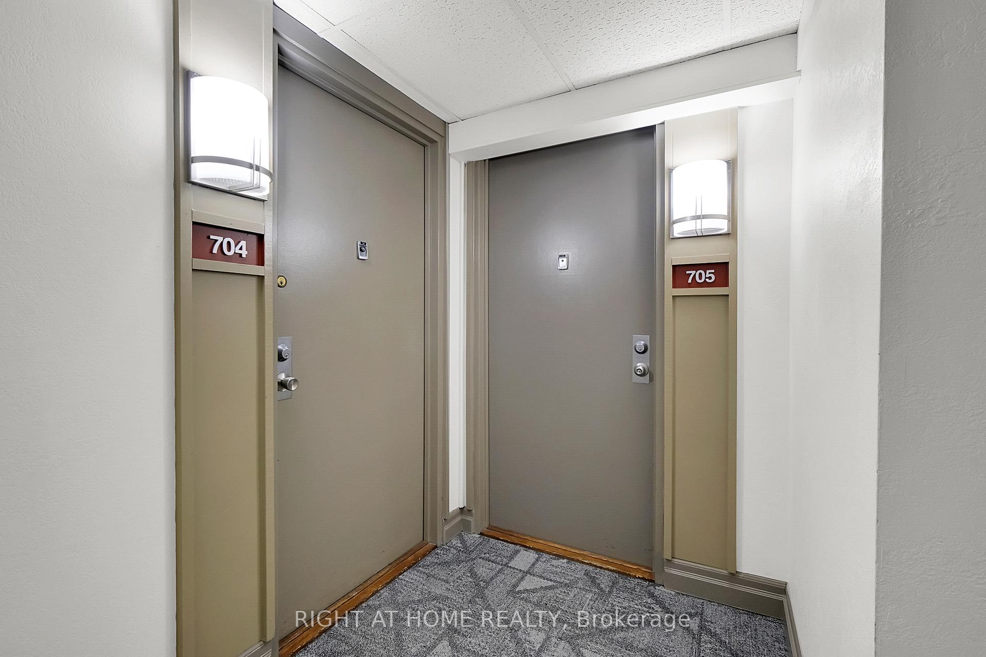 Photo 8 of Unit 705, 1599 Lassiter Terrace, Ottawa, Beaconwood — HOMEH