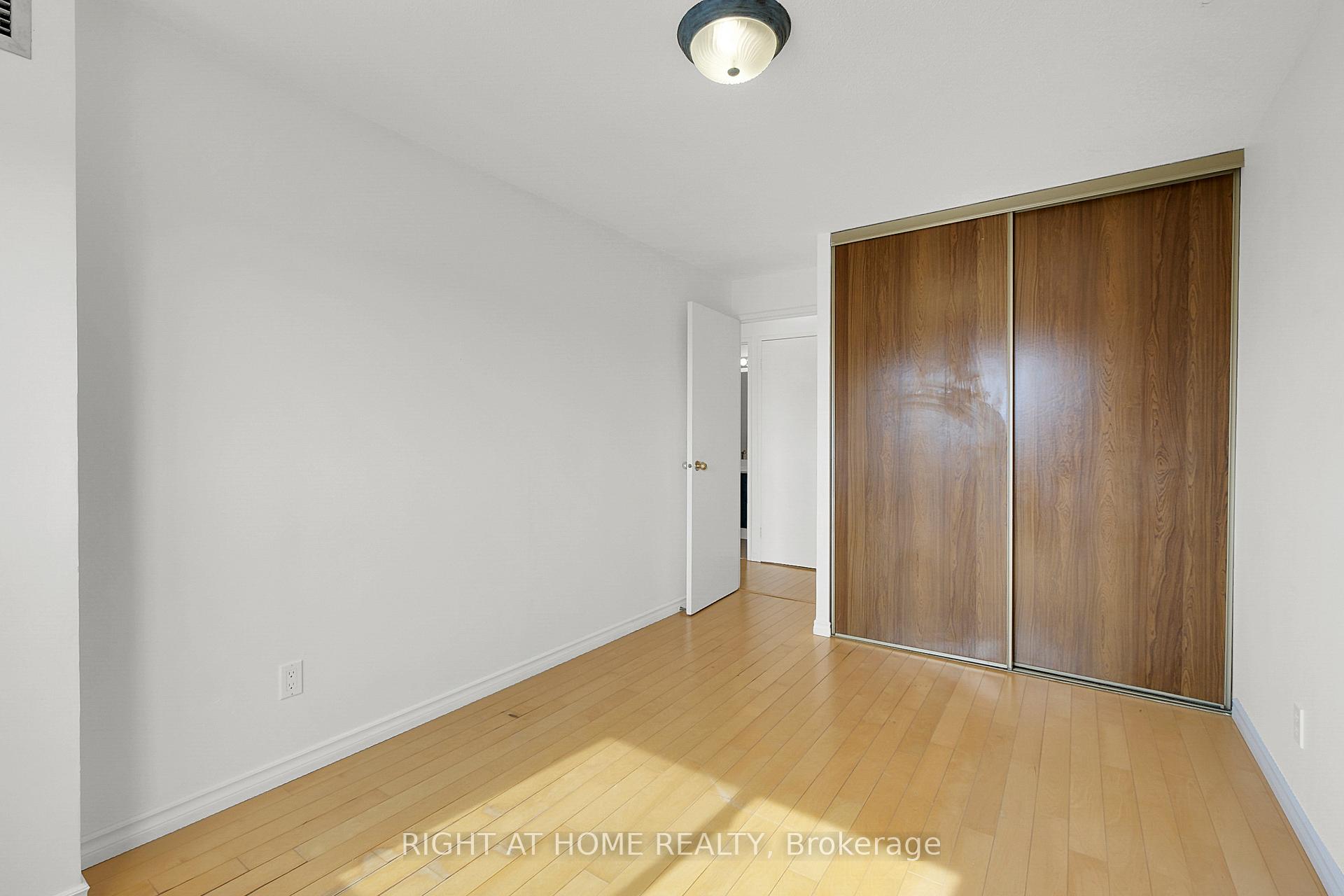 Photo 31 of Unit 705, 1599 Lassiter Terrace, Ottawa, Beaconwood — HOMEH
