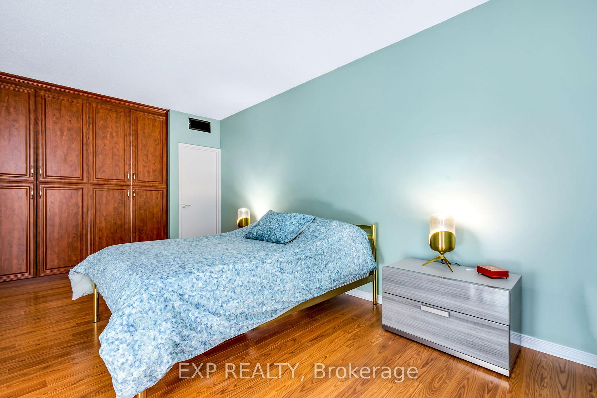 Photo 16 of Unit 704, 556 Laurier Avenue, Ottawa, Ottawa Centre — HOMEH