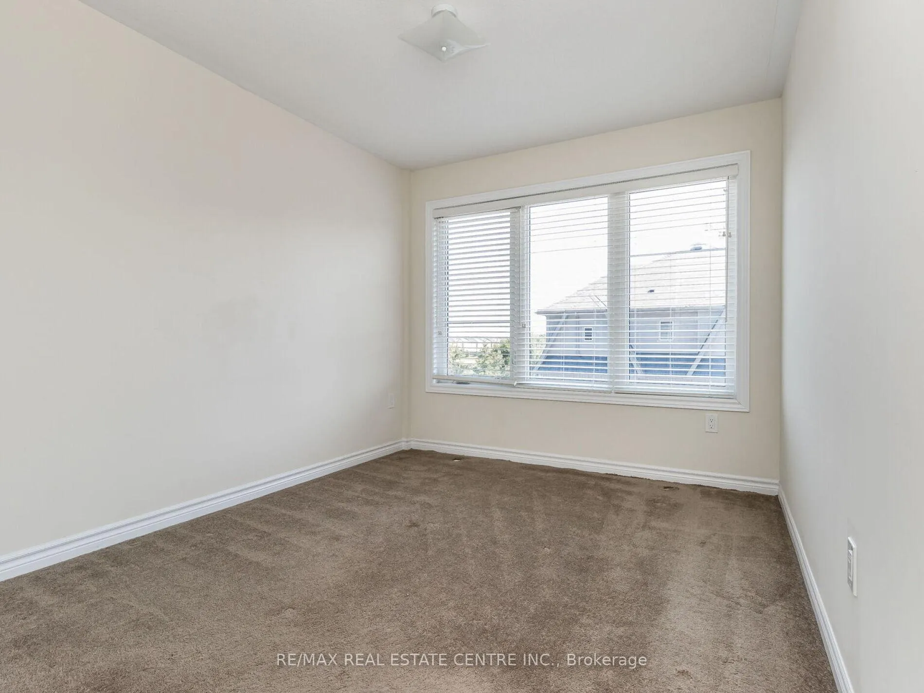 Photo 29 of Unit 09, 200 Veterans Drive, Brampton, Northwest Brampton — HOMEH