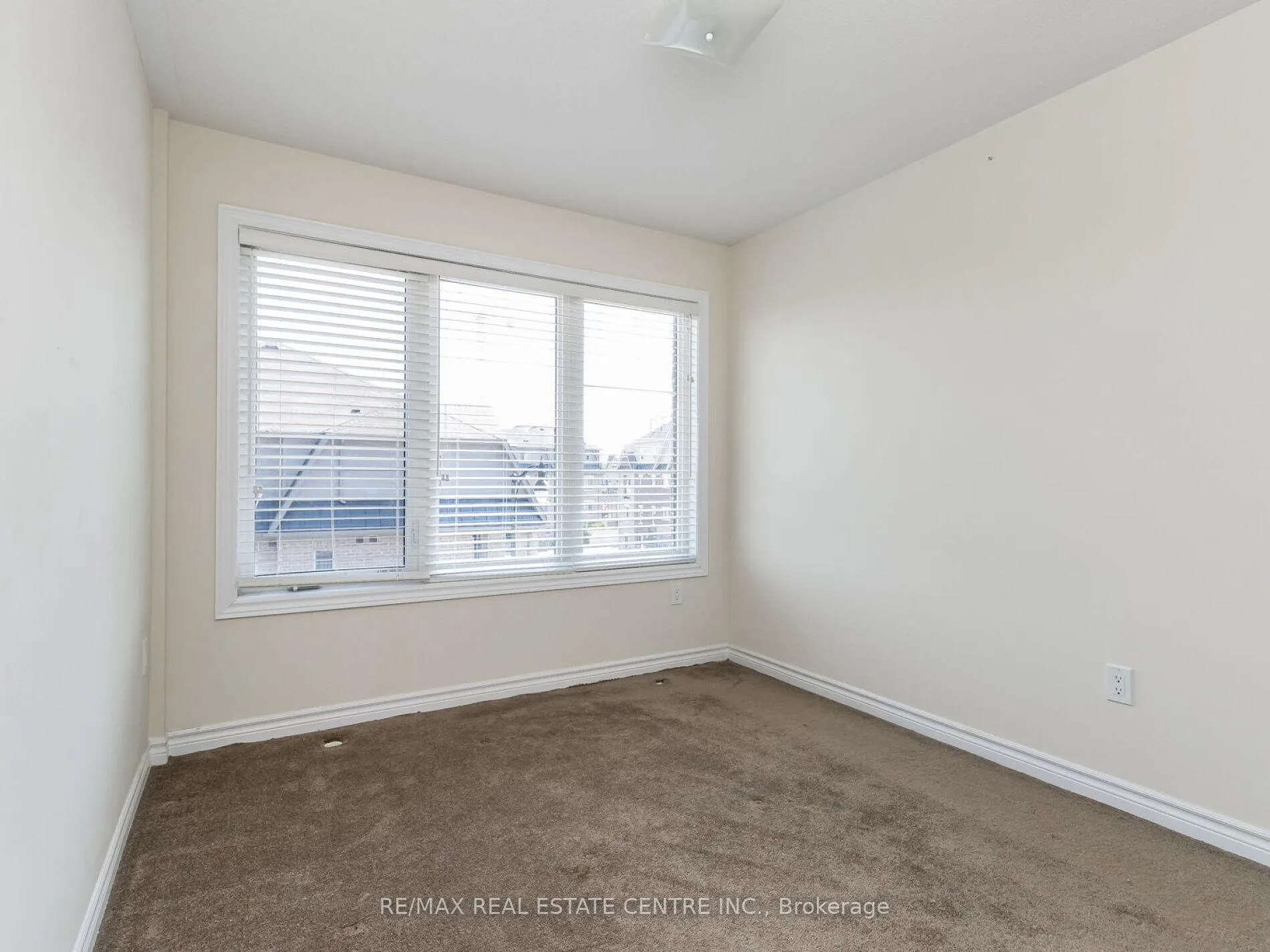 Photo 31 of Unit 09, 200 Veterans Drive, Brampton, Northwest Brampton — HOMEH
