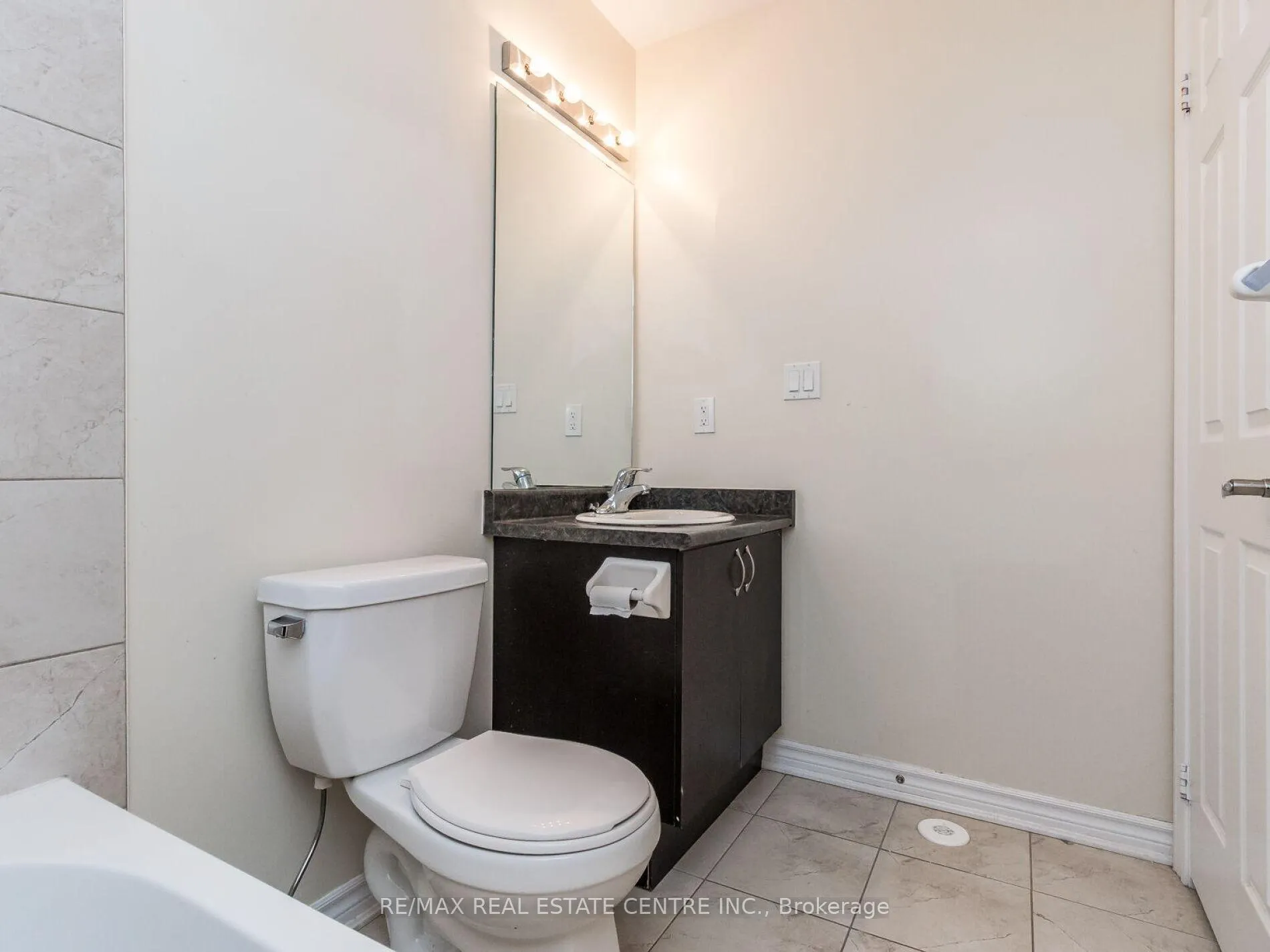 Photo 32 of Unit 09, 200 Veterans Drive, Brampton, Northwest Brampton — HOMEH