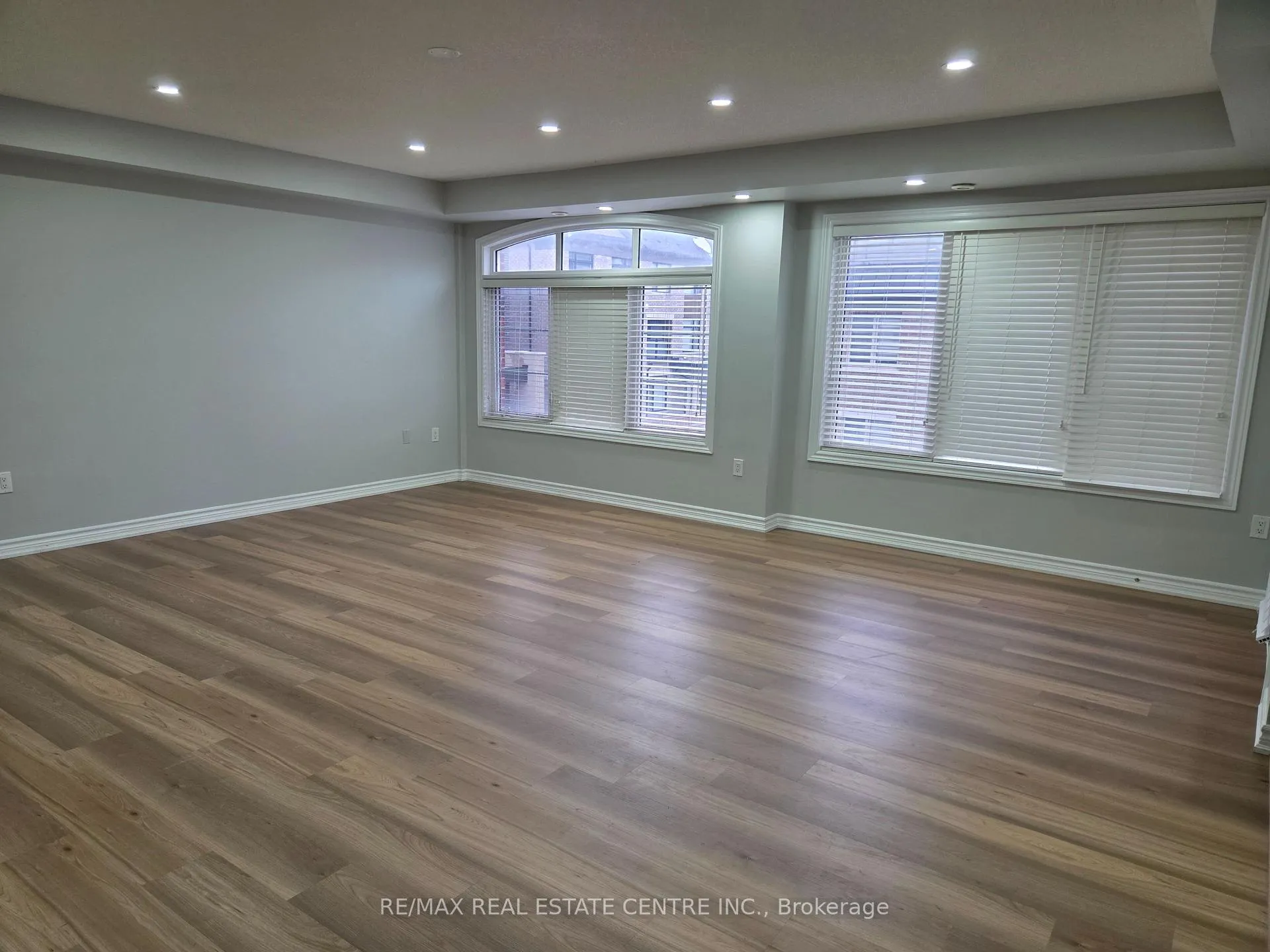Photo 38 of Unit 09, 200 Veterans Drive, Brampton, Northwest Brampton — HOMEH