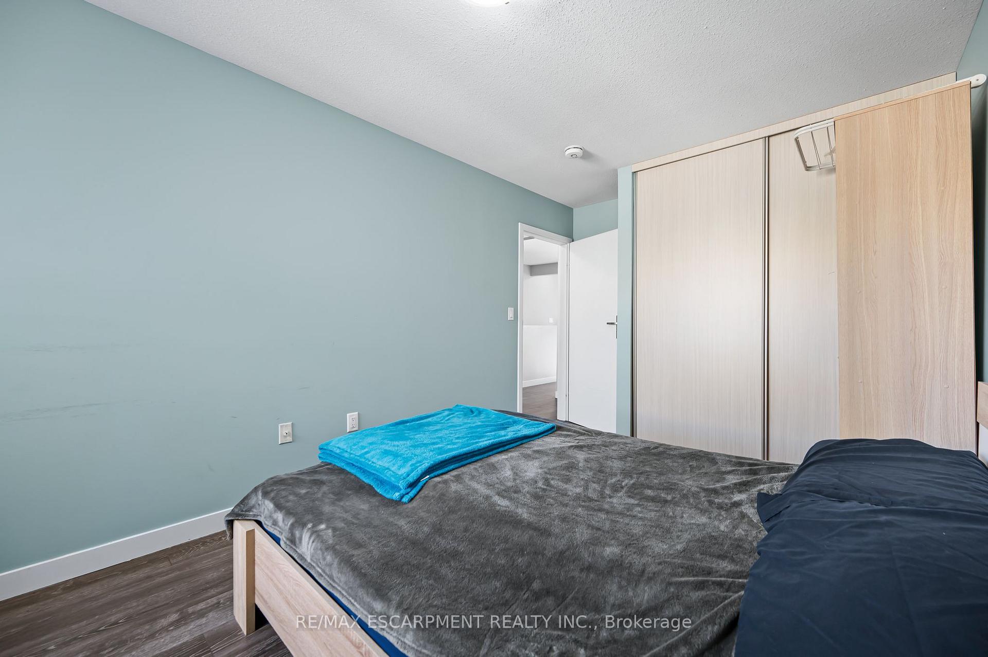 Photo 15 of Unit 212, 338 Albert Street, Waterloo, Lakeshore Village — HOMEH