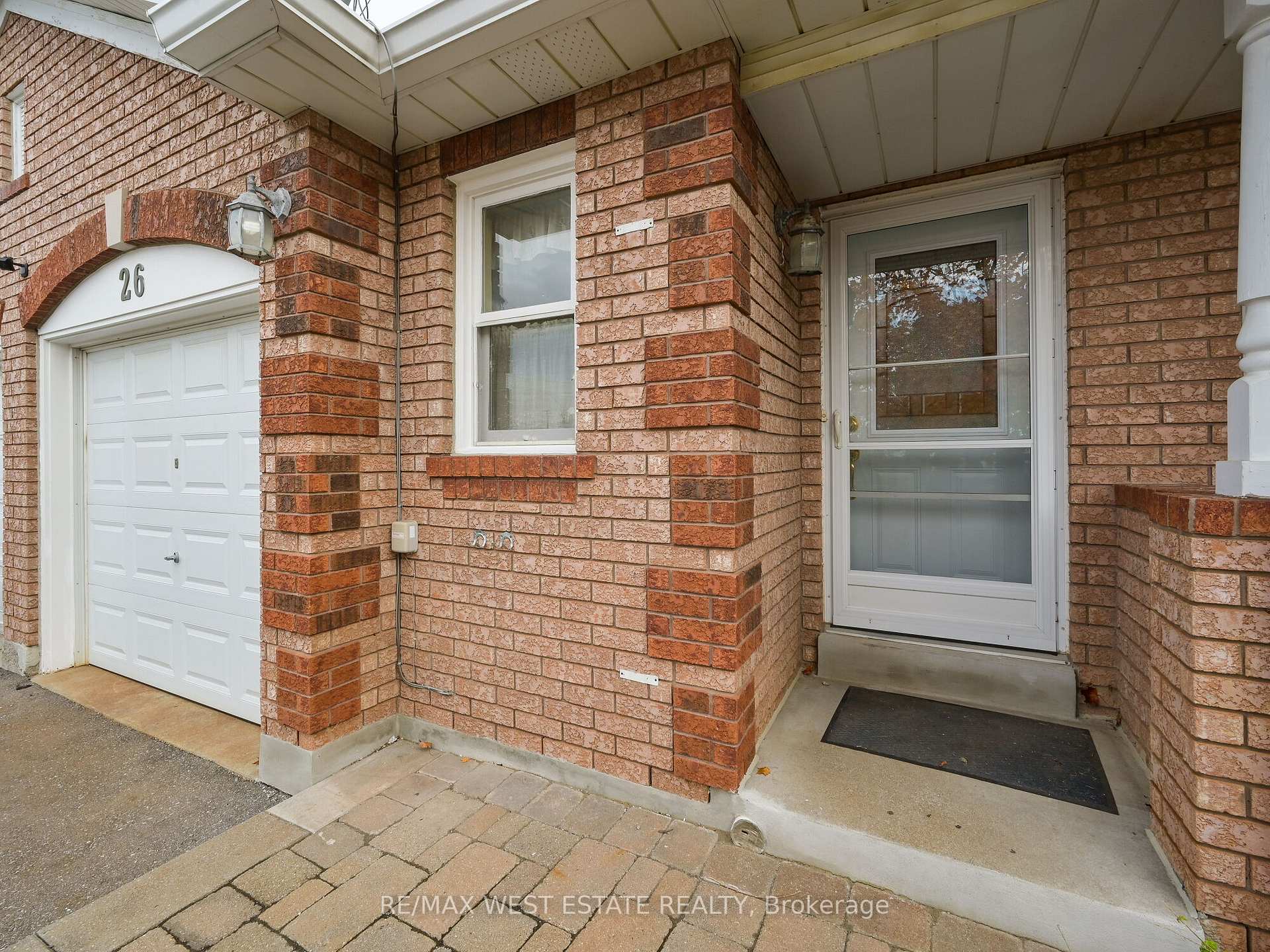 Photo 3 of 26 Bridlefield Crescent, Caledon, Bolton North — HOMEH