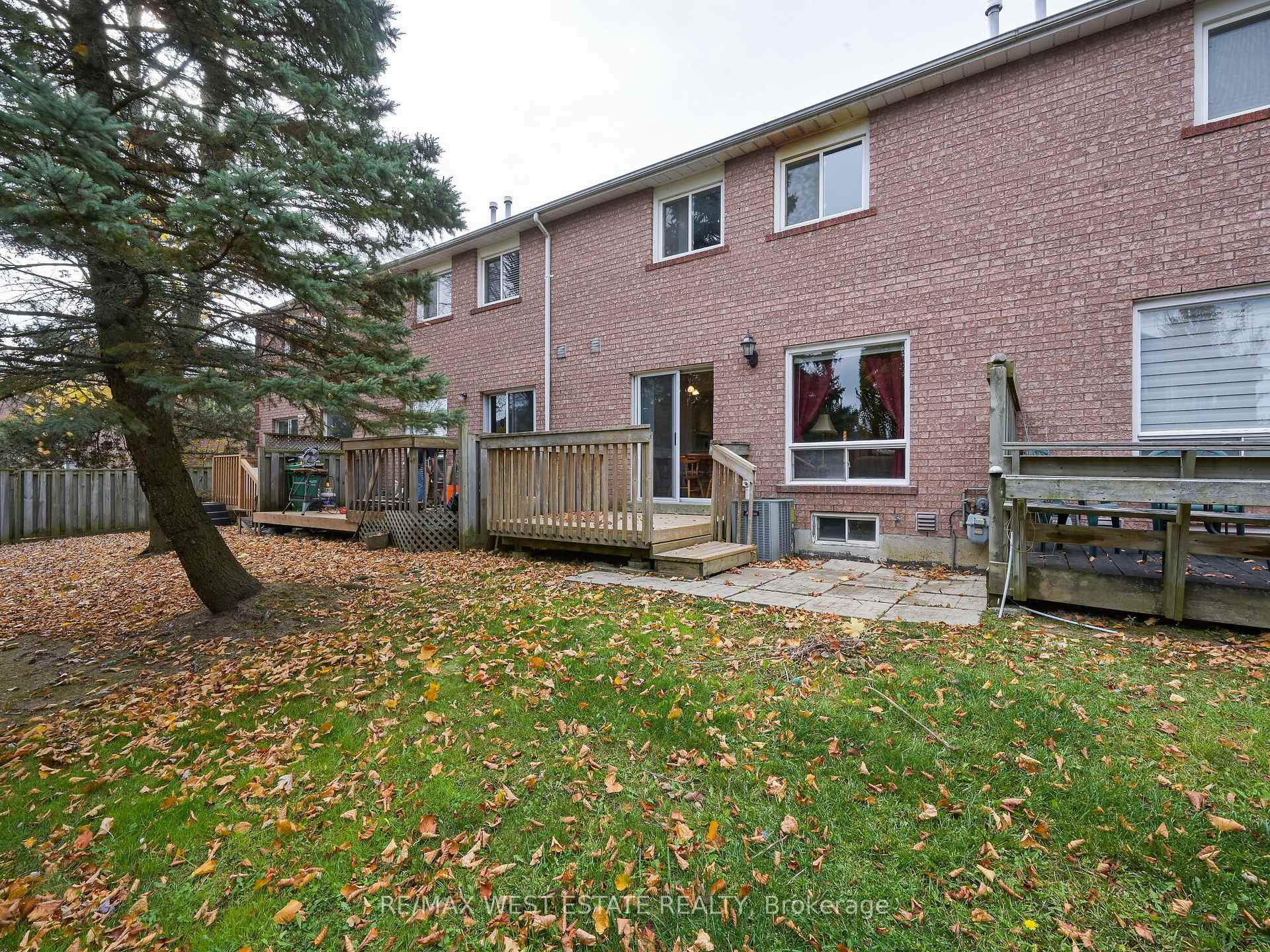 Photo 28 of 26 Bridlefield Crescent, Caledon, Bolton North — HOMEH
