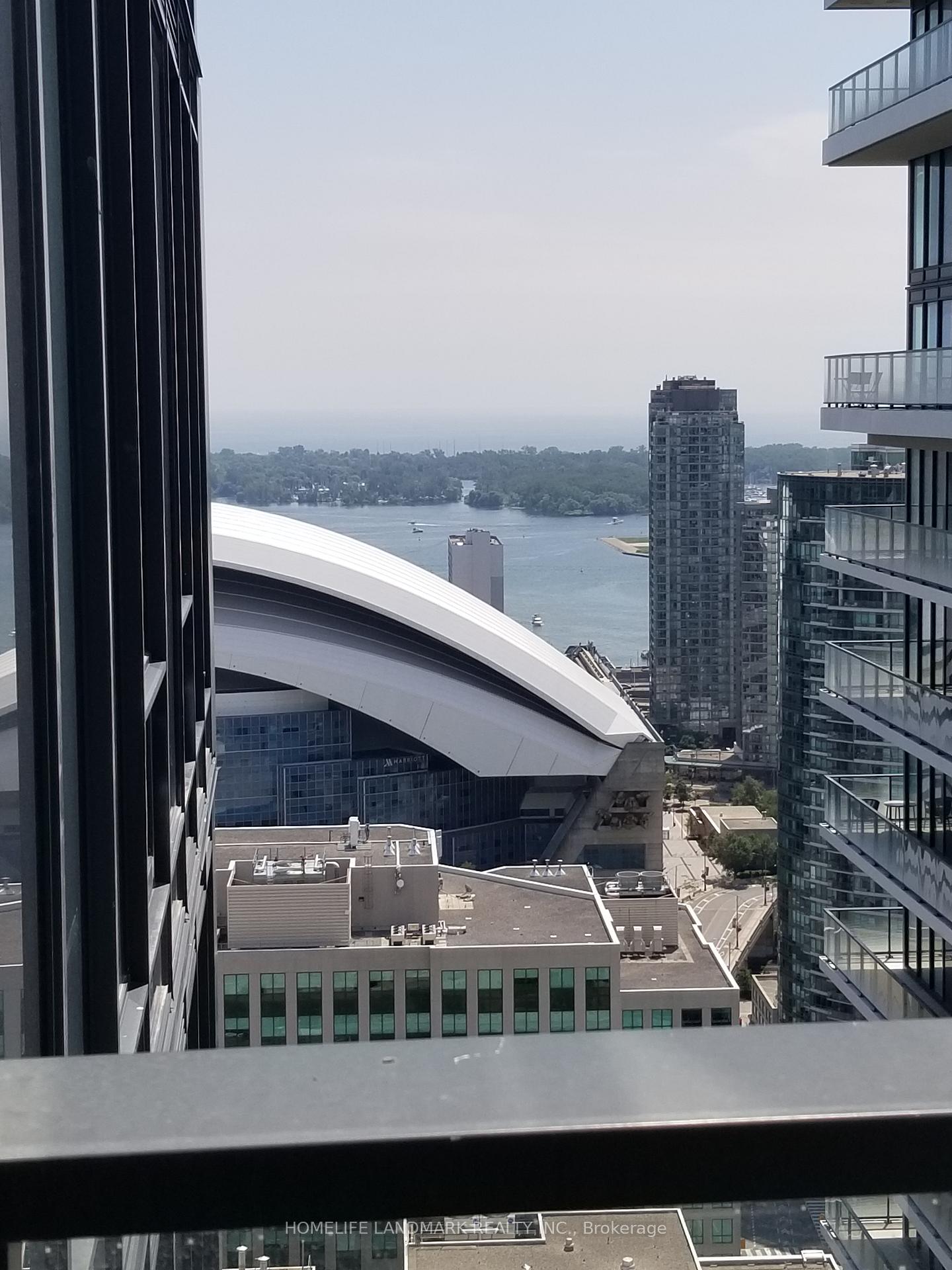 Photo 6 of Unit 3903, 125 Blue Jays Way, Toronto, Waterfront Communities — HOMEH