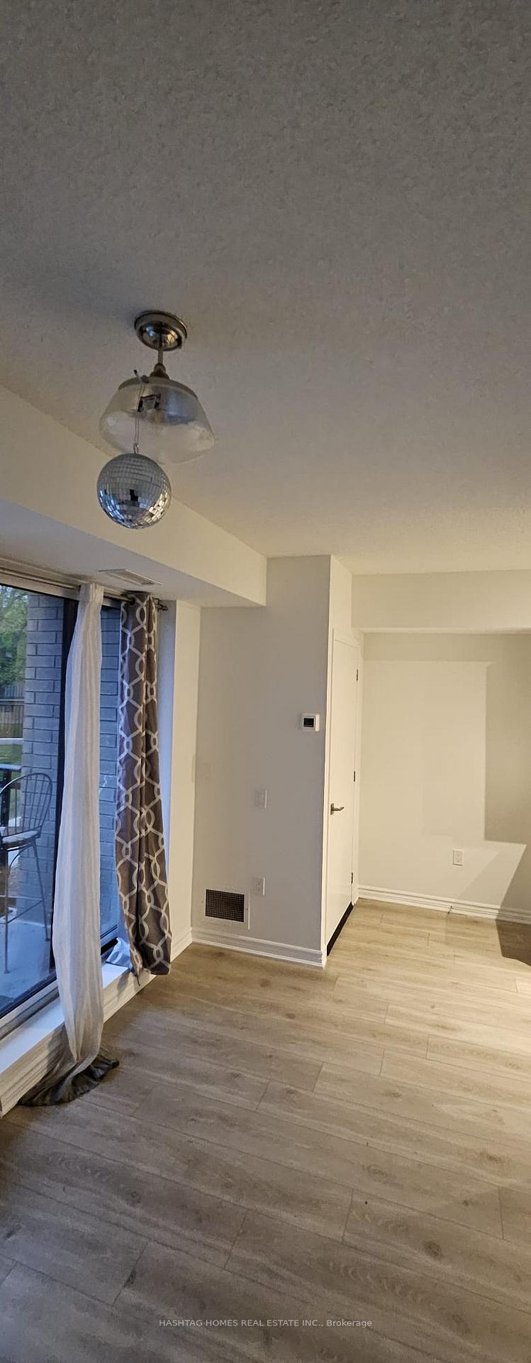 Photo 4 of Unit 111, 1 Falaise Road, Scarborough, West Hill — HOMEH
