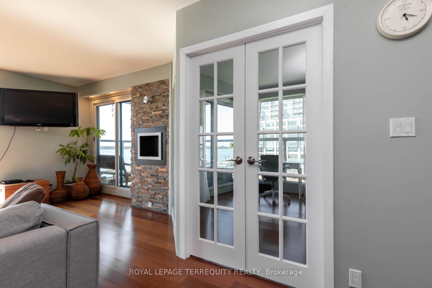 Photo 12 of Unit 708, 99 Harbour Square, Toronto, Waterfront Communities — HOMEH
