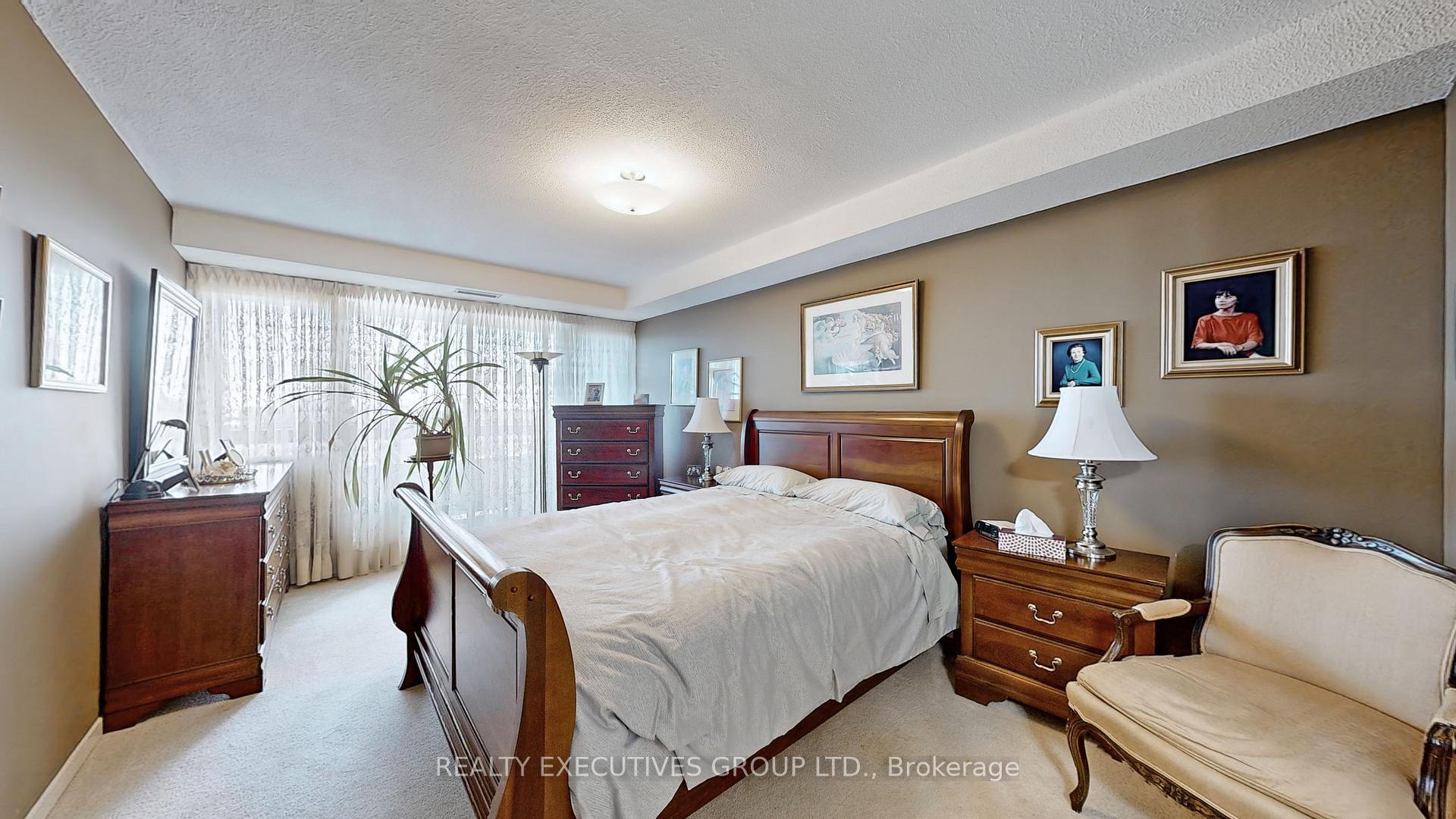 Photo 16 of Unit 1502, 8111 Yonge Street, Markham, Royal Orchard — HOMEH
