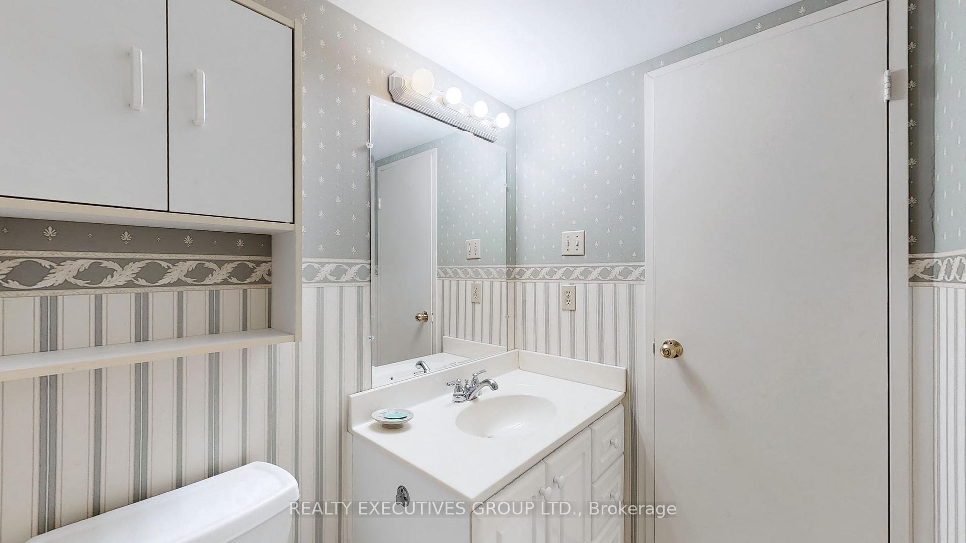 Photo 21 of Unit 1502, 8111 Yonge Street, Markham, Royal Orchard — HOMEH