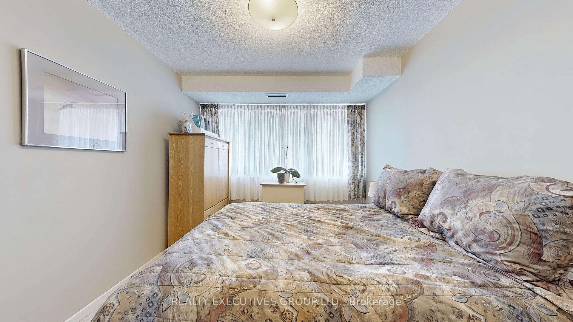 Photo 23 of Unit 1502, 8111 Yonge Street, Markham, Royal Orchard — HOMEH