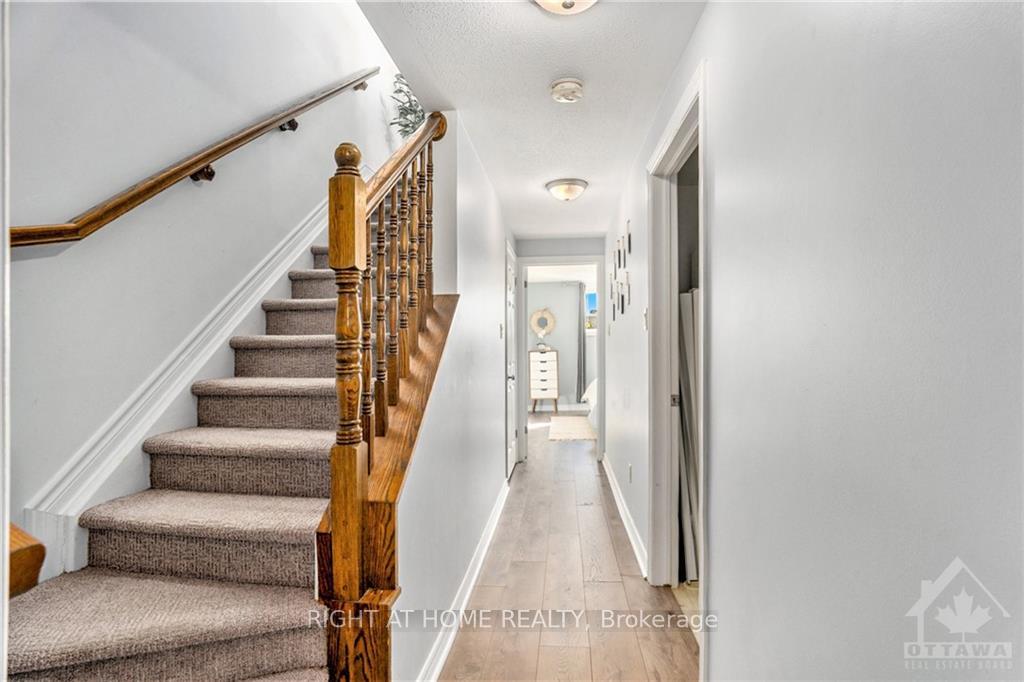 Photo 4 of 644 Lakeridge Drive, Ottawa, Avalon East — HOMEH