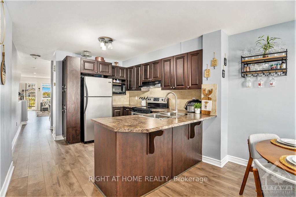 Photo 13 of 644 Lakeridge Drive, Ottawa, Avalon East — HOMEH