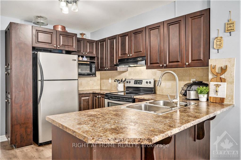 Photo 14 of 644 Lakeridge Drive, Ottawa, Avalon East — HOMEH