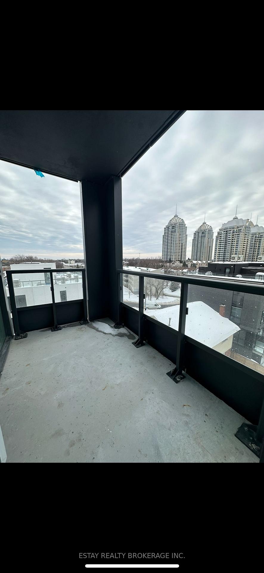 Photo 9 of Unit 599, 6 Greenbriar Road, North York, Bayview Village — HOMEH