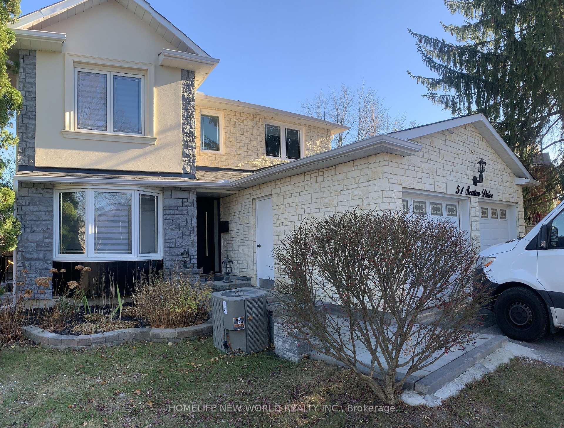 Photo 2 of 51 Seaton Drive, Aurora, Aurora Highlands — HOMEH