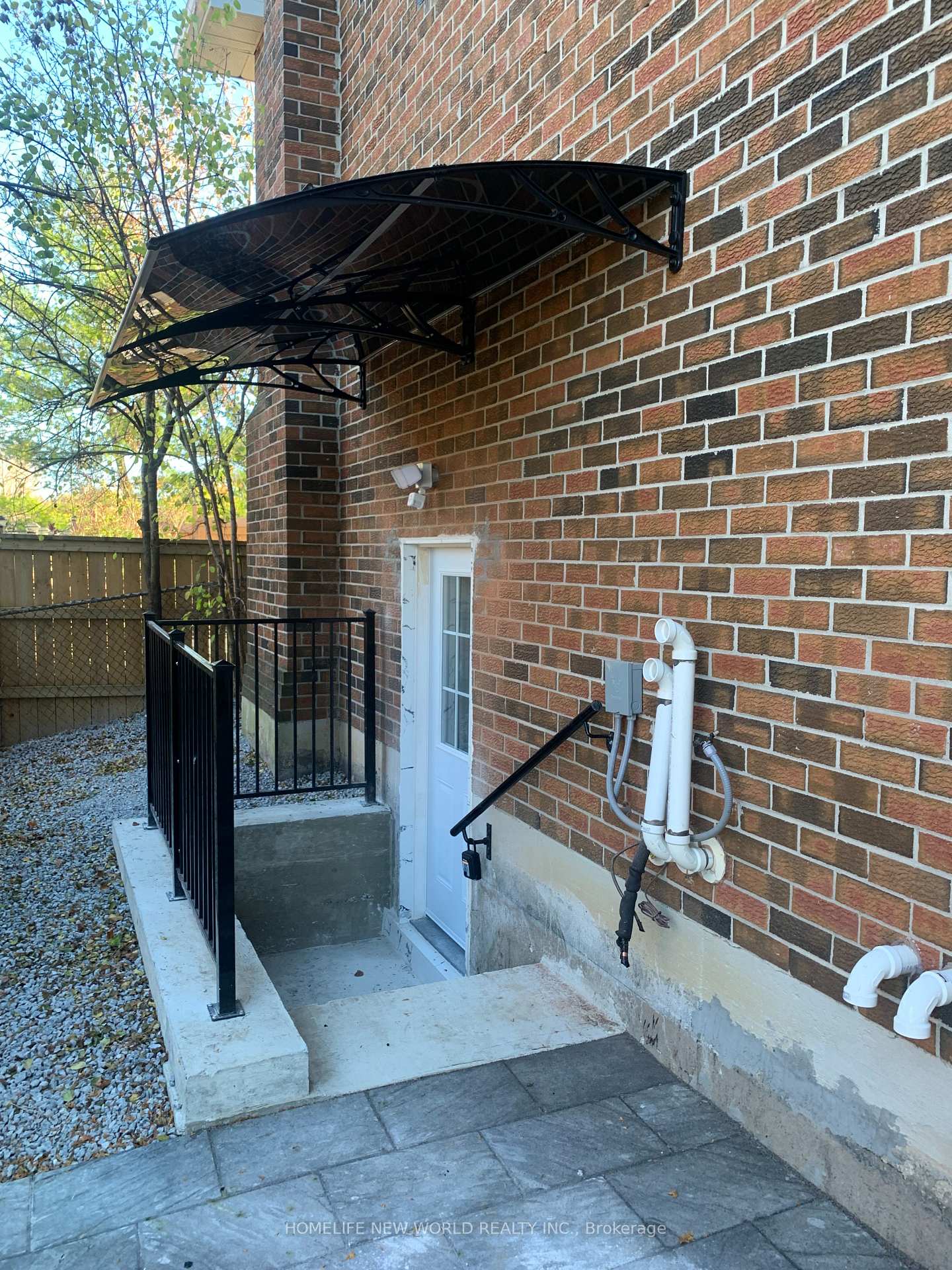 Photo 3 of 51 Seaton Drive, Aurora, Aurora Highlands — HOMEH