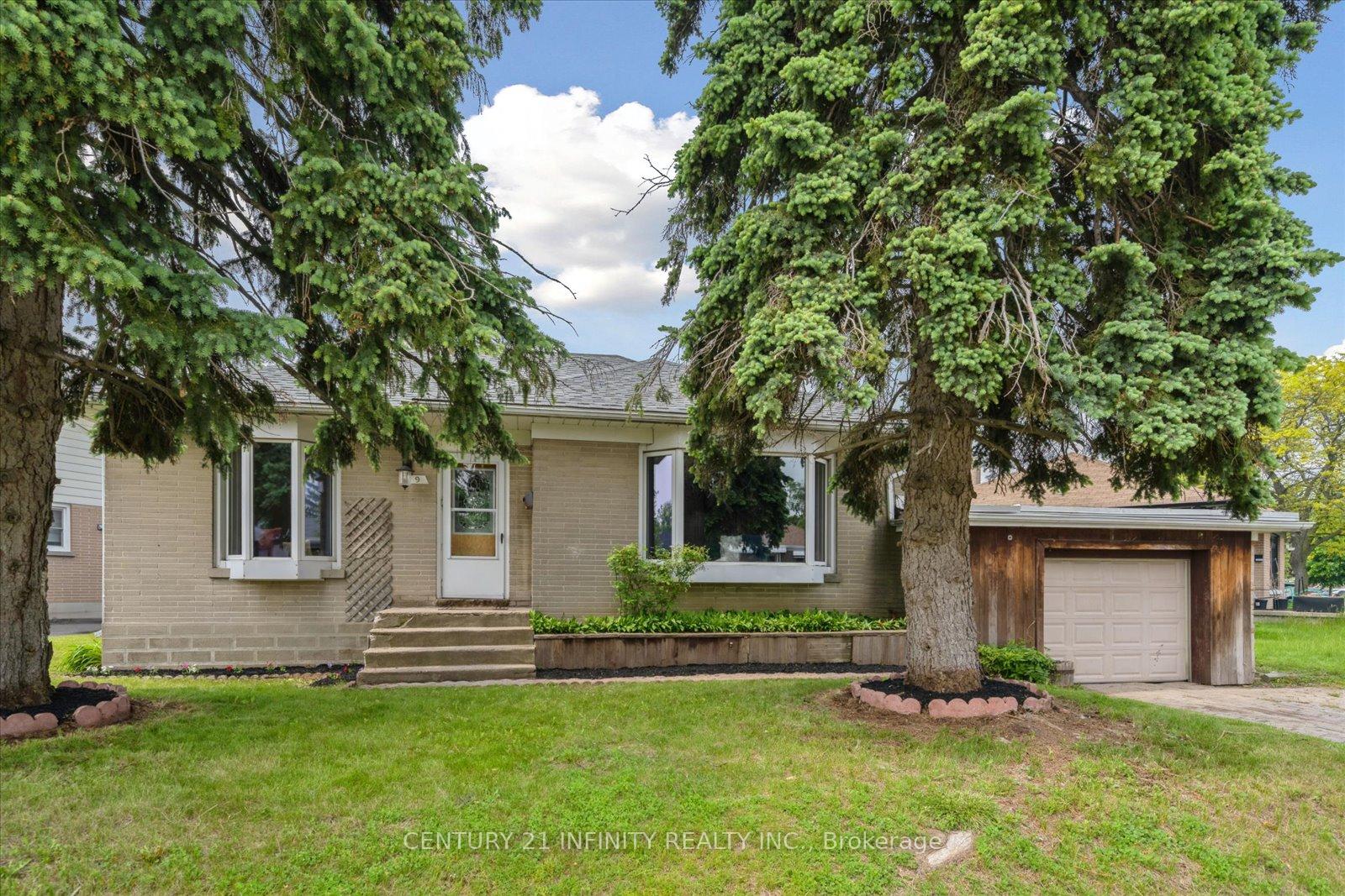 Front of 9 Forest Road