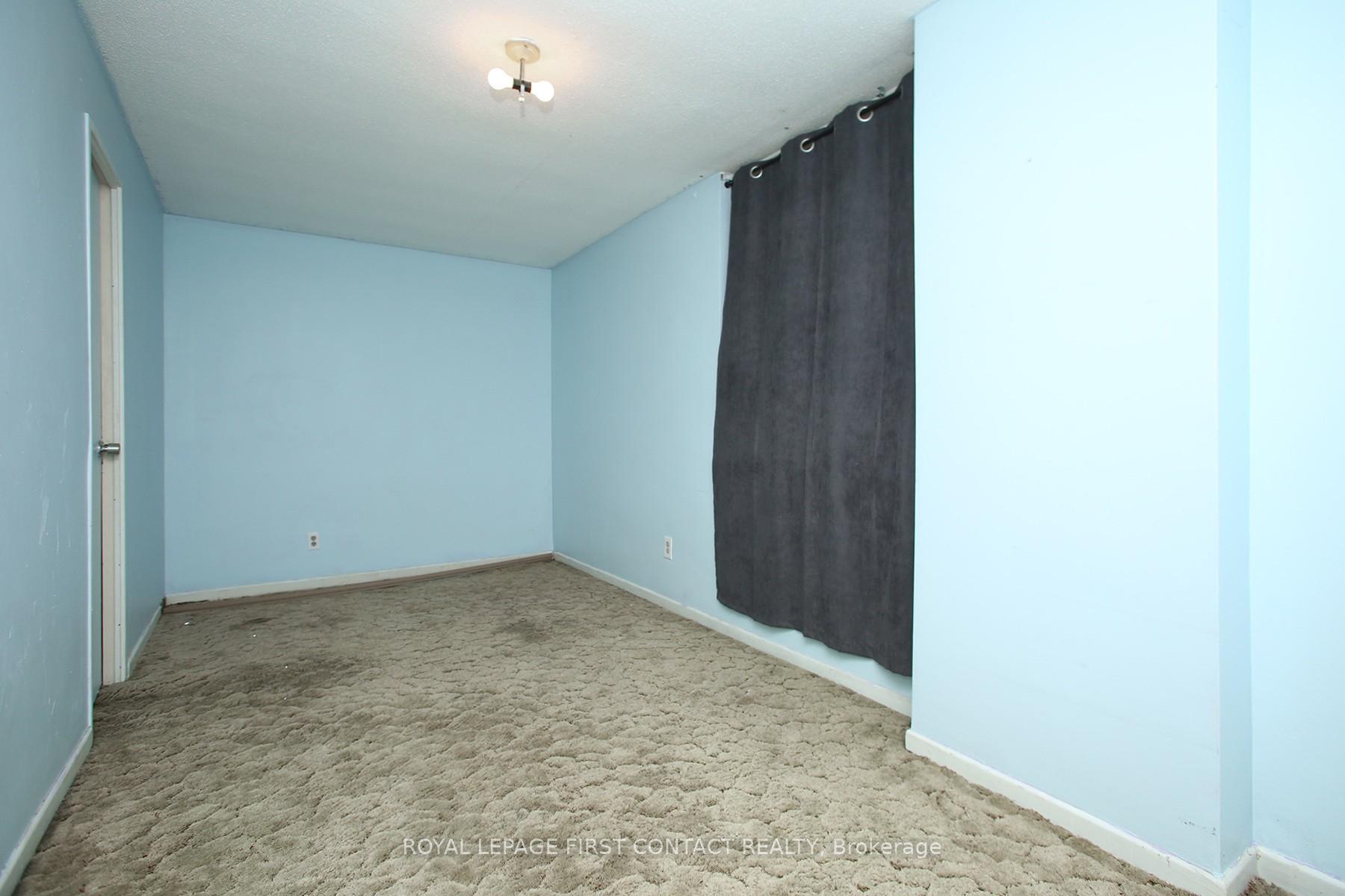 Photo 14 of Unit 102, 1 Royal Orchard Blv Boulevard, Markham, Royal Orchard — HOMEH