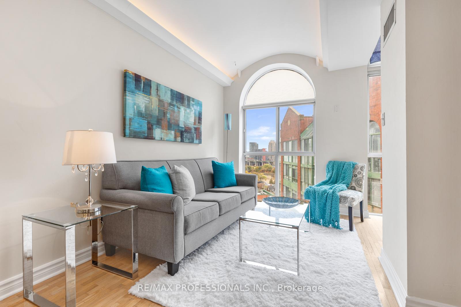 Front of Unit PH26, 801 King Street W