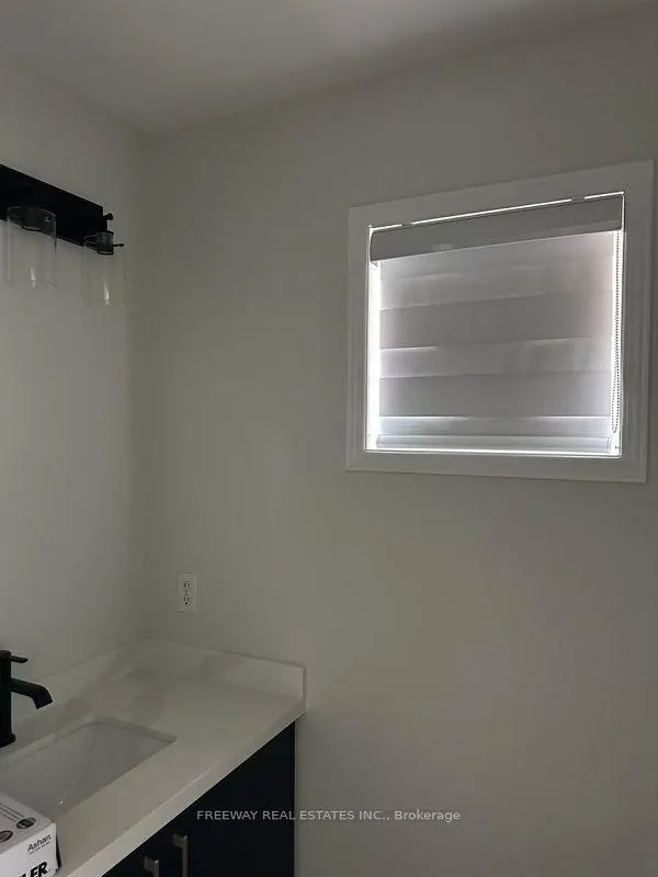Photo 32 of 11 Ozner Court, Brampton, Fletcher's Meadow — HOMEH