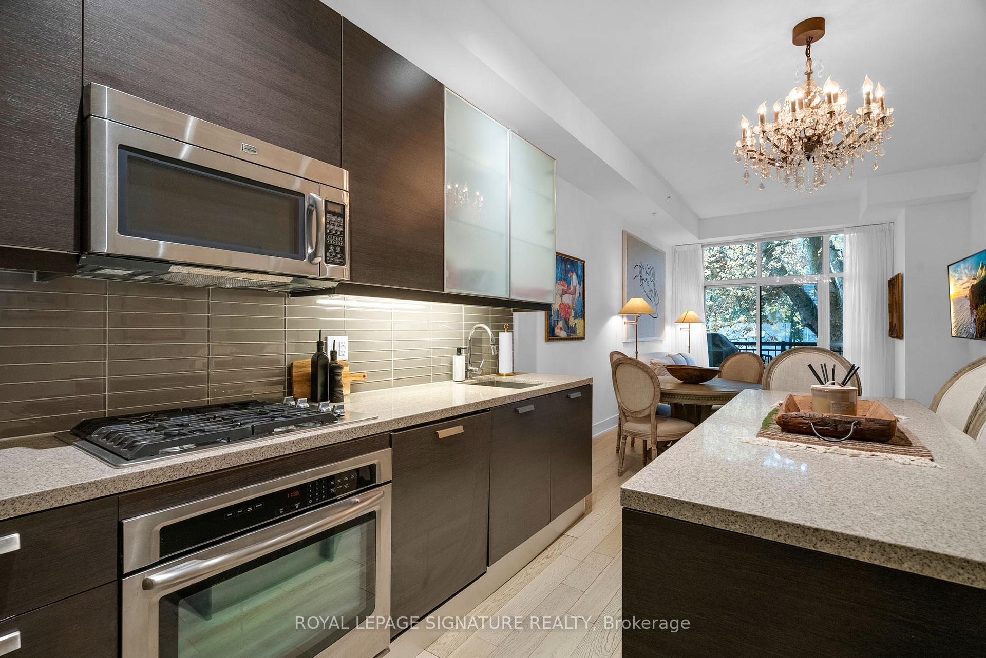 Photo 5 of Unit 206, 66 Kippendavie Avenue, Toronto, The Beaches — HOMEH