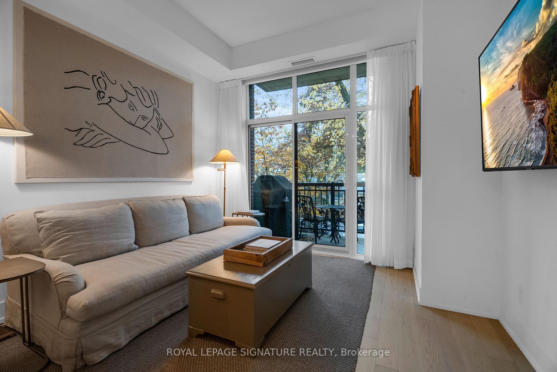 Photo 9 of Unit 206, 66 Kippendavie Avenue, Toronto, The Beaches — HOMEH