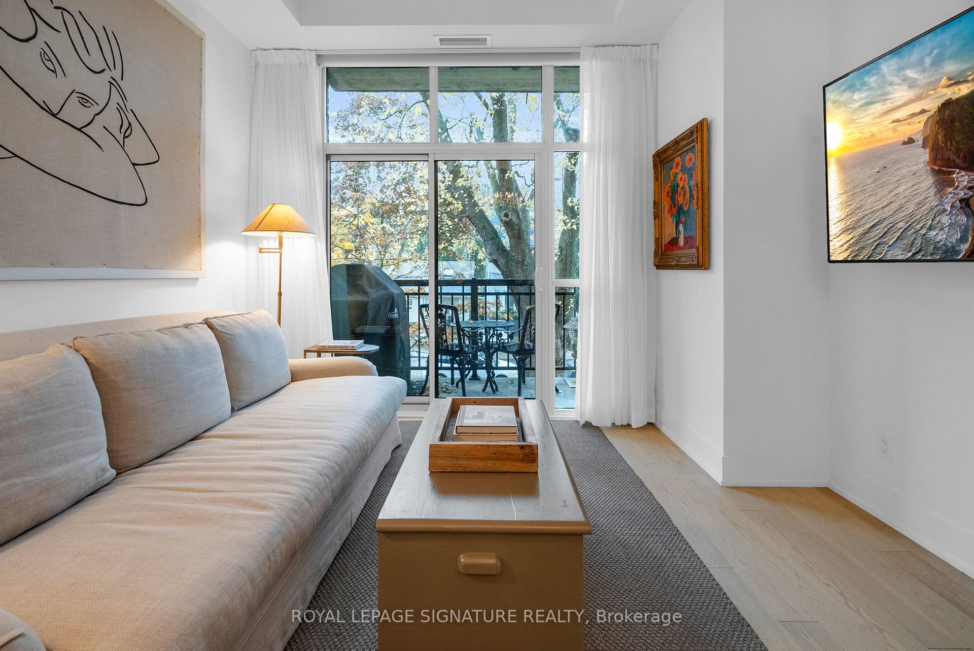 Photo 10 of Unit 206, 66 Kippendavie Avenue, Toronto, The Beaches — HOMEH