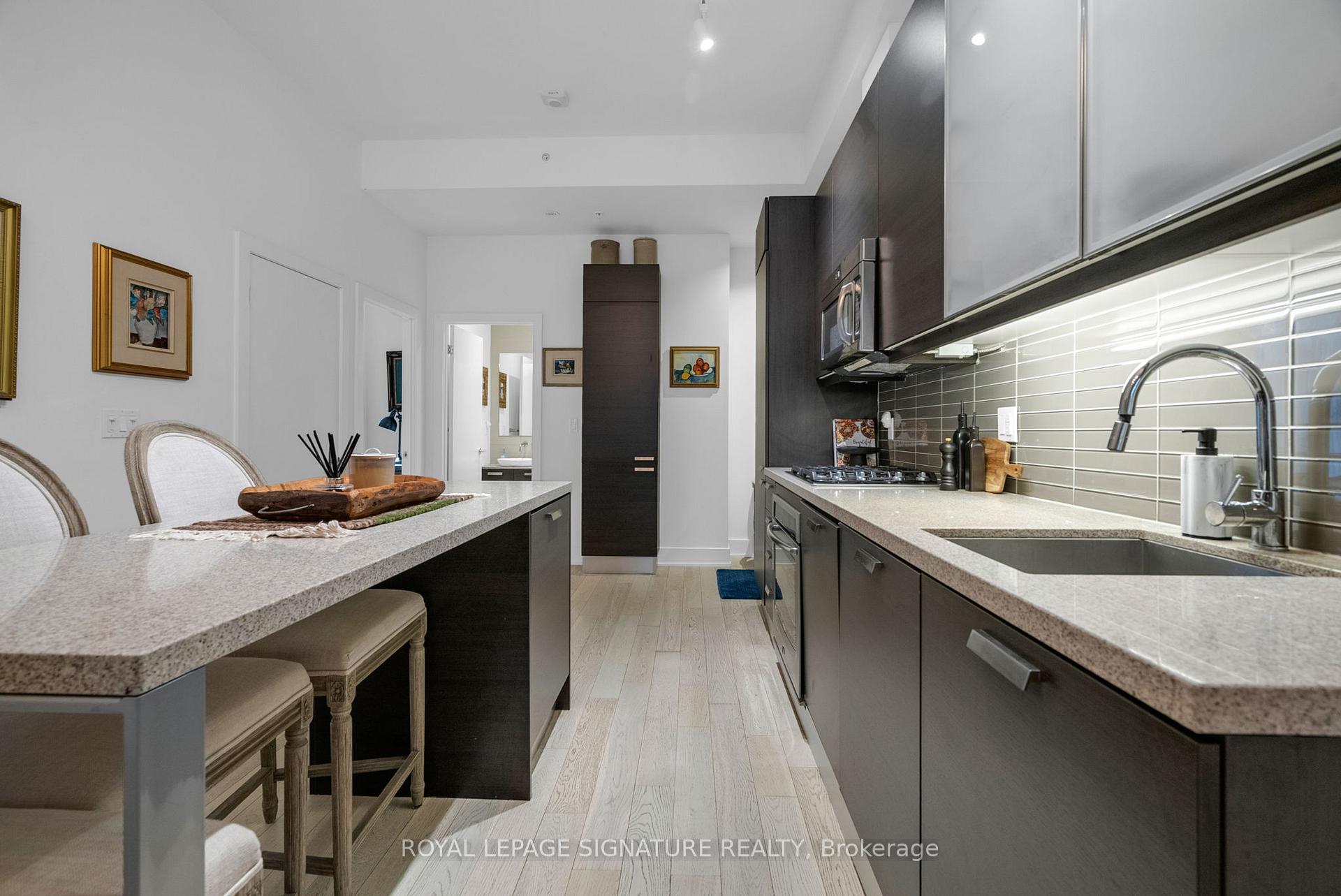 Photo 12 of Unit 206, 66 Kippendavie Avenue, Toronto, The Beaches — HOMEH