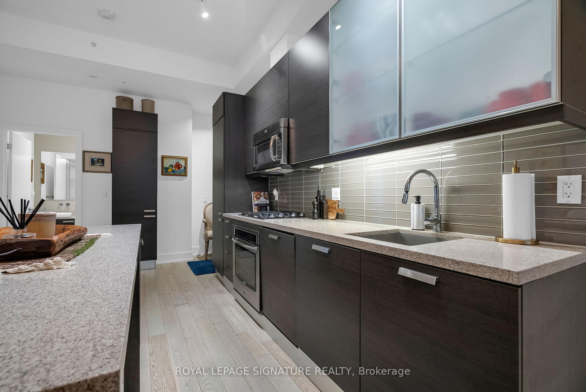 Photo 13 of Unit 206, 66 Kippendavie Avenue, Toronto, The Beaches — HOMEH
