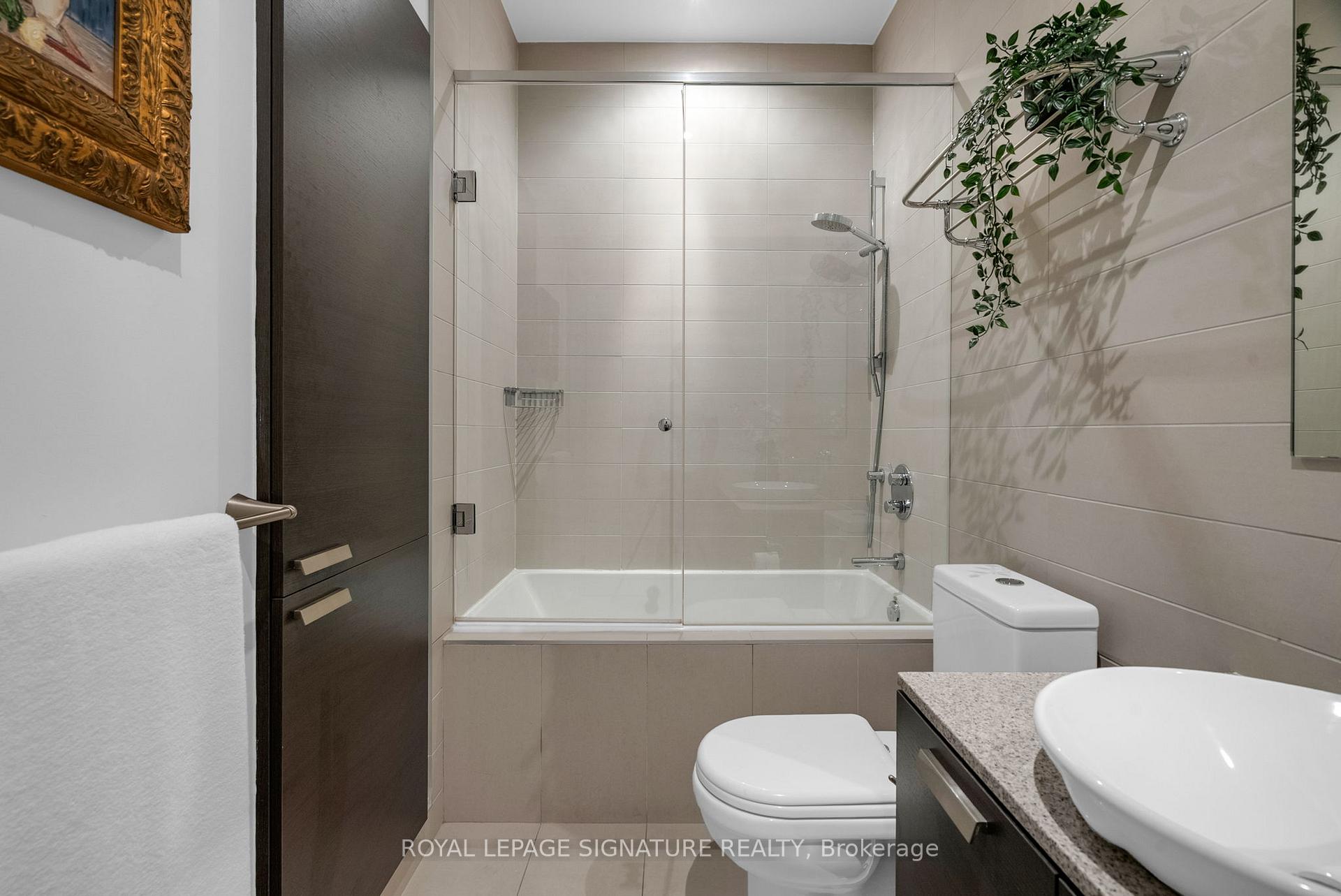 Photo 25 of Unit 206, 66 Kippendavie Avenue, Toronto, The Beaches — HOMEH
