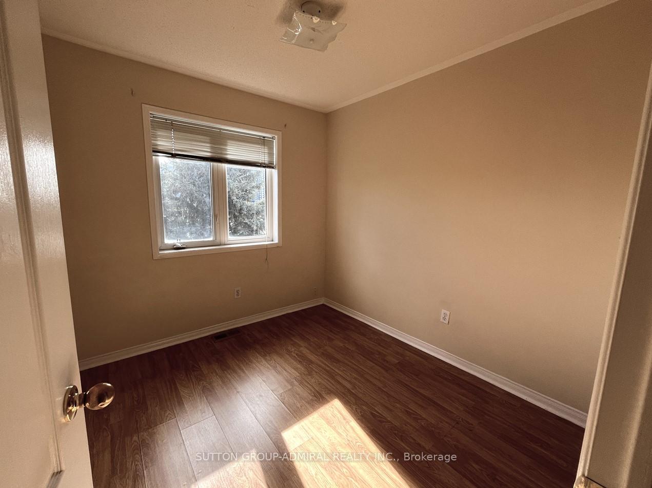 Photo 18 of Unit 35, 19 Foxchase Avenue, Vaughan, East Woodbridge — HOMEH