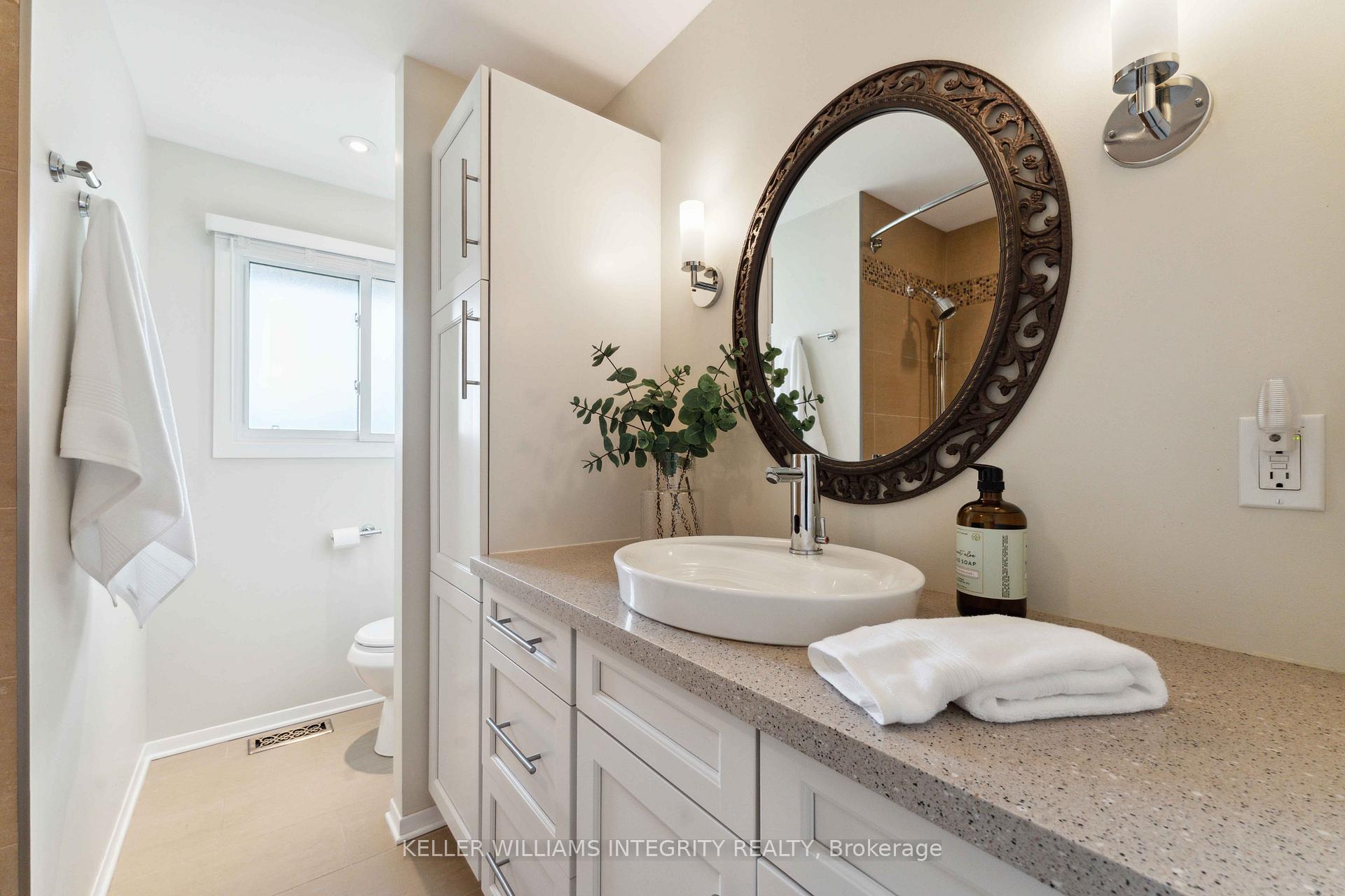 Photo 18 of 6 Whitburn Crescent, Ottawa, Crystal Beach — HOMEH