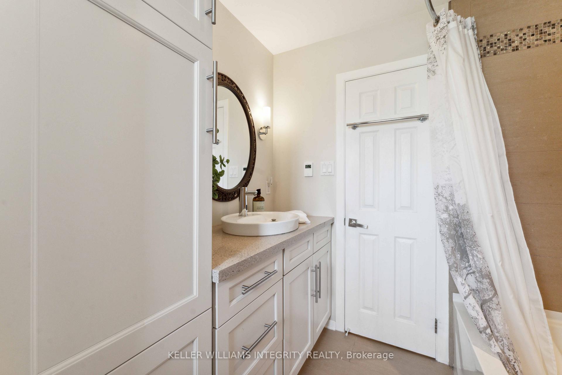 Photo 19 of 6 Whitburn Crescent, Ottawa, Crystal Beach — HOMEH