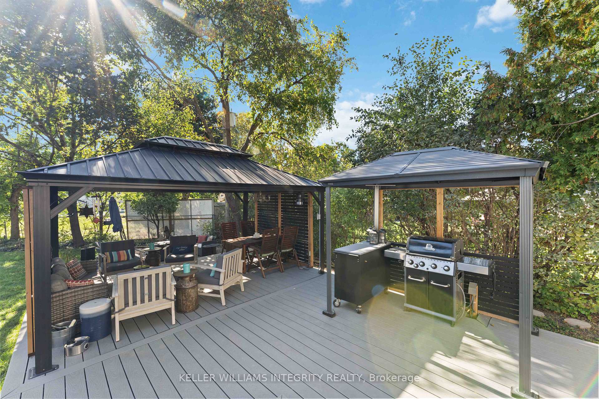 Photo 31 of 6 Whitburn Crescent, Ottawa, Crystal Beach — HOMEH