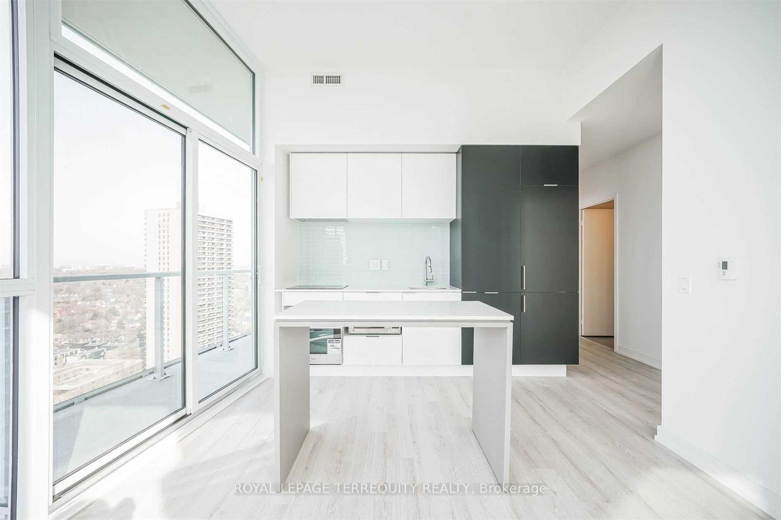 Photo 3 of Unit 1710, 33 Helendale Avenue, Toronto, Yonge-Eglinton — HOMEH