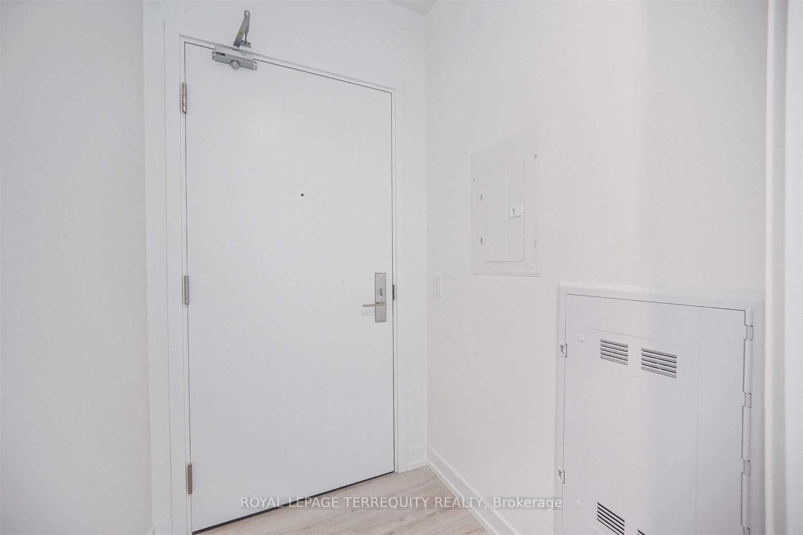 Photo 15 of Unit 1710, 33 Helendale Avenue, Toronto, Yonge-Eglinton — HOMEH