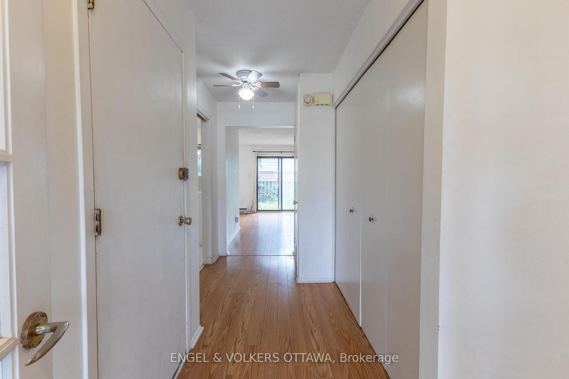 Photo 2 of Unit 32, 5 Bethune Way, Ottawa, Kanata - Beaverbrook — HOMEH