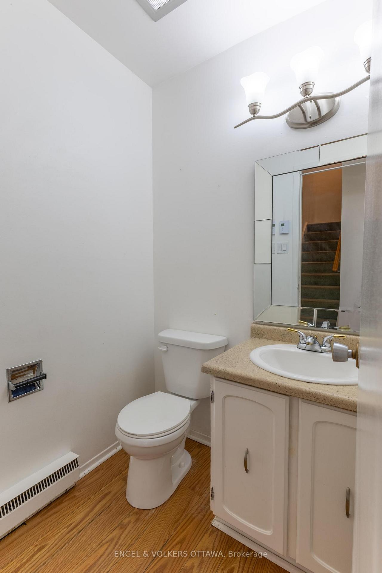 Photo 14 of Unit 32, 5 Bethune Way, Ottawa, Kanata - Beaverbrook — HOMEH