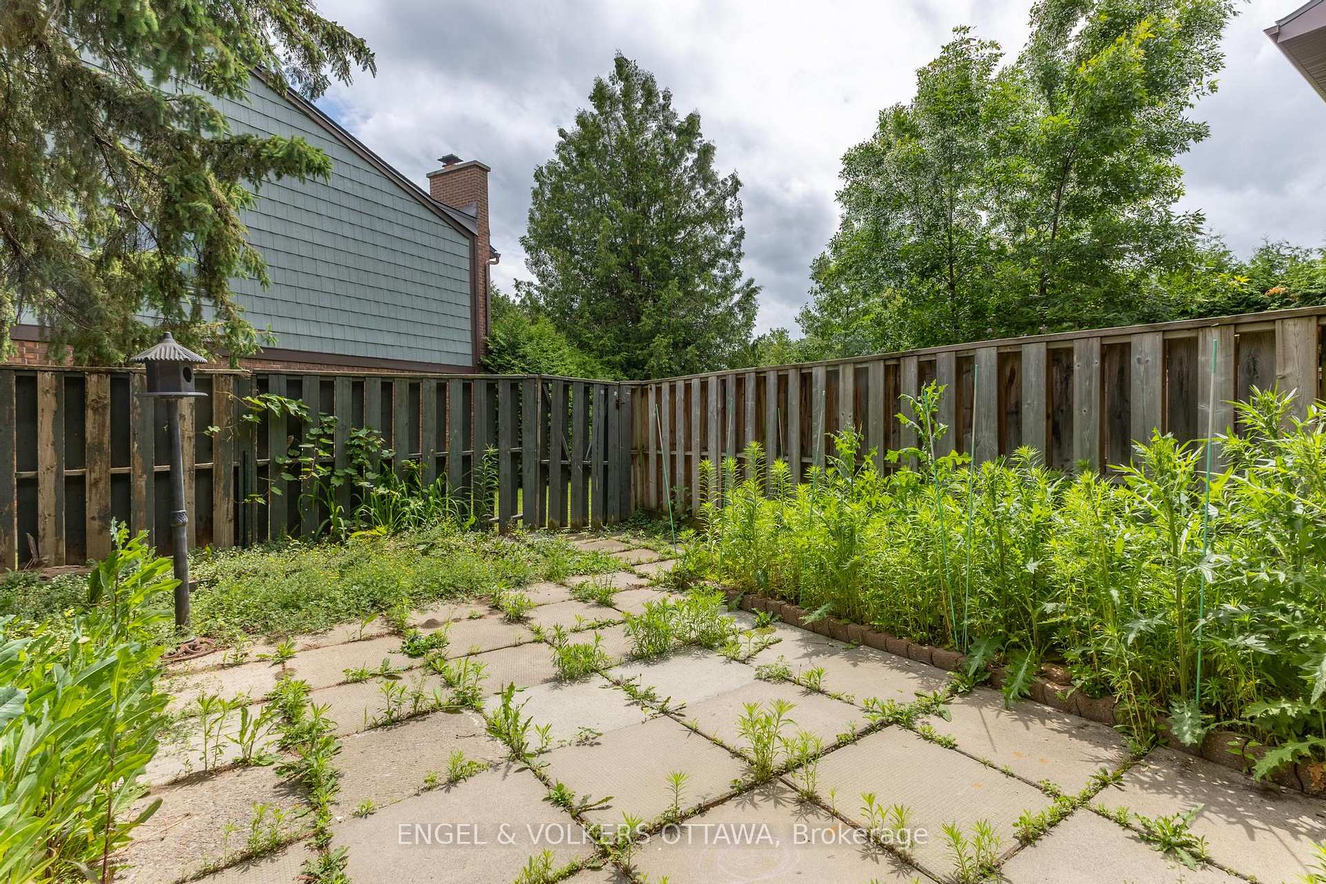 Photo 26 of Unit 32, 5 Bethune Way, Ottawa, Kanata - Beaverbrook — HOMEH