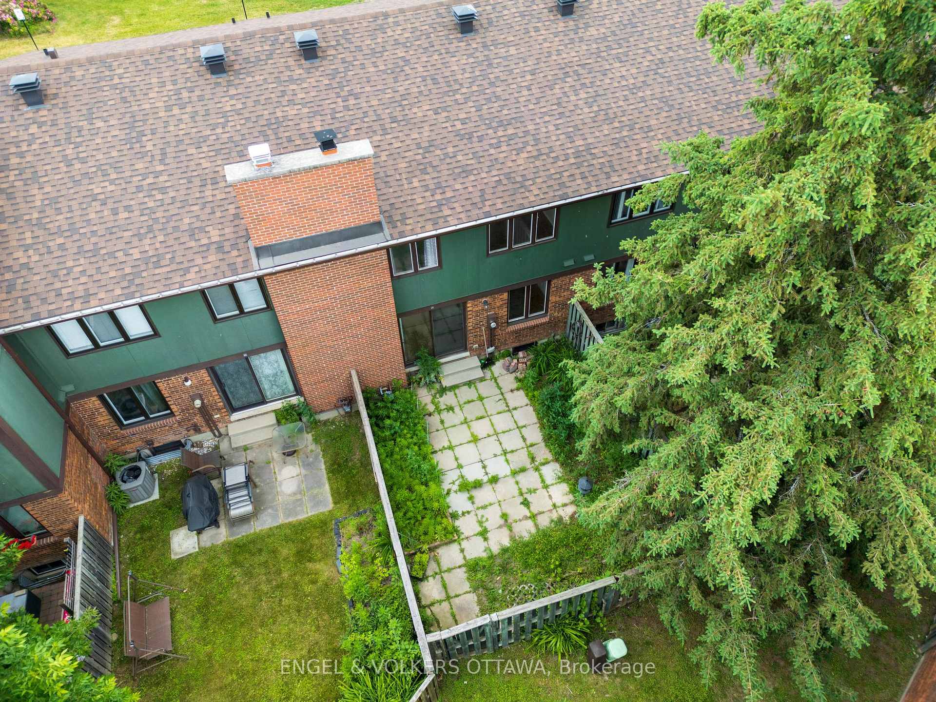 Photo 28 of Unit 32, 5 Bethune Way, Ottawa, Kanata - Beaverbrook — HOMEH