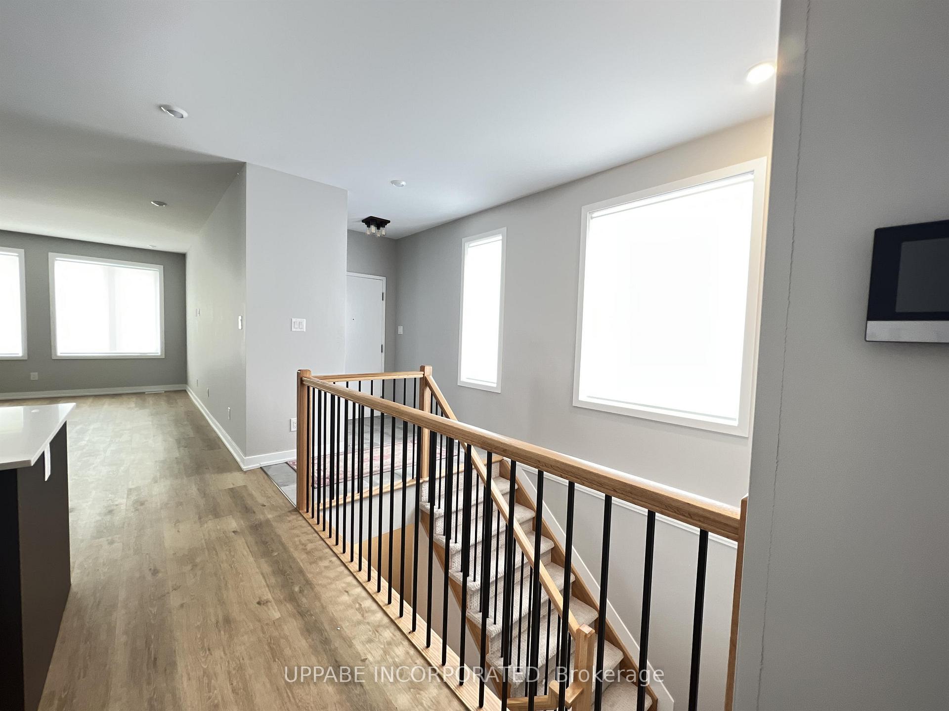 Photo 20 of Unit A, 974 Hooper Street, Ottawa, Carlington — HOMEH