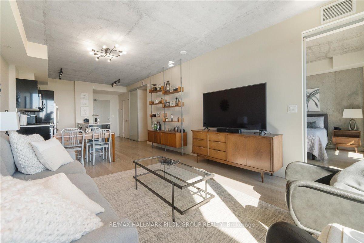 Photo 5 of Unit 1107, 224 Lyon Street N, Ottawa, Ottawa Centre — HOMEH