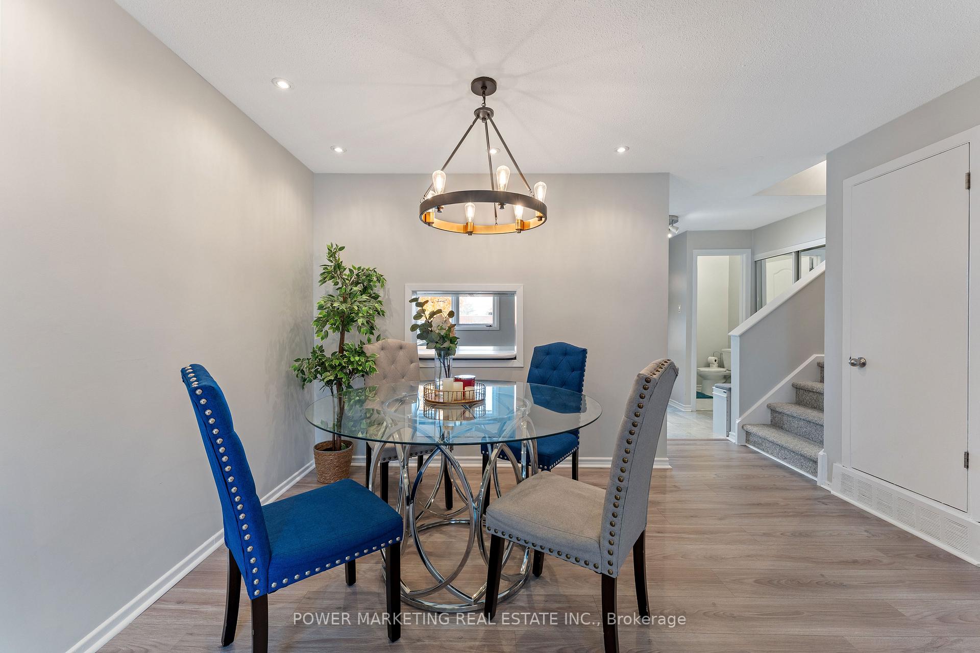 Photo 9 of Unit B, 911 Elmsmere Road, Ottawa, Beacon Hill South — HOMEH