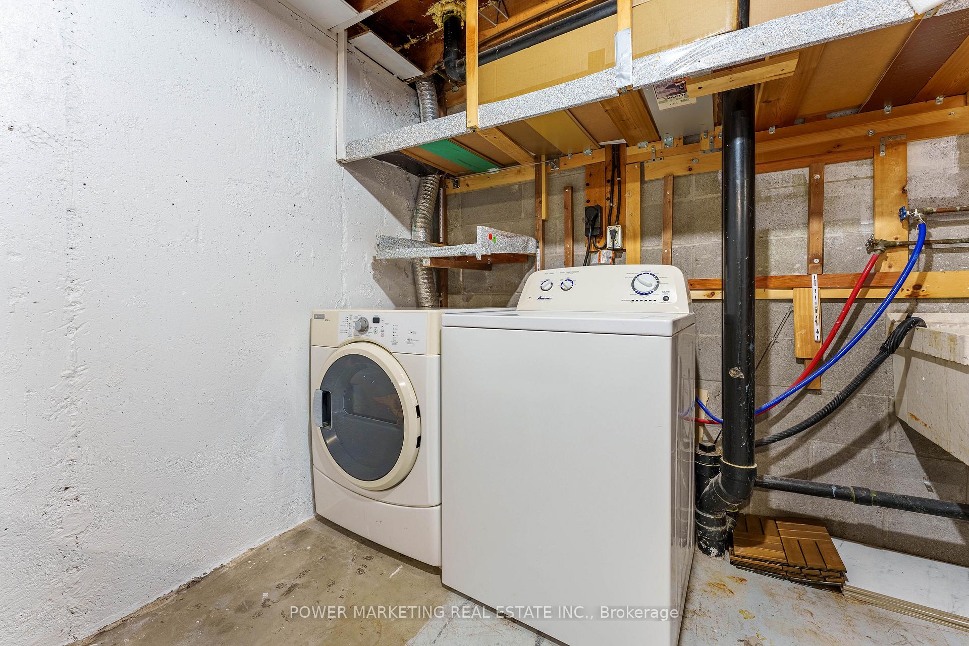 Photo 21 of Unit B, 911 Elmsmere Road, Ottawa, Beacon Hill South — HOMEH