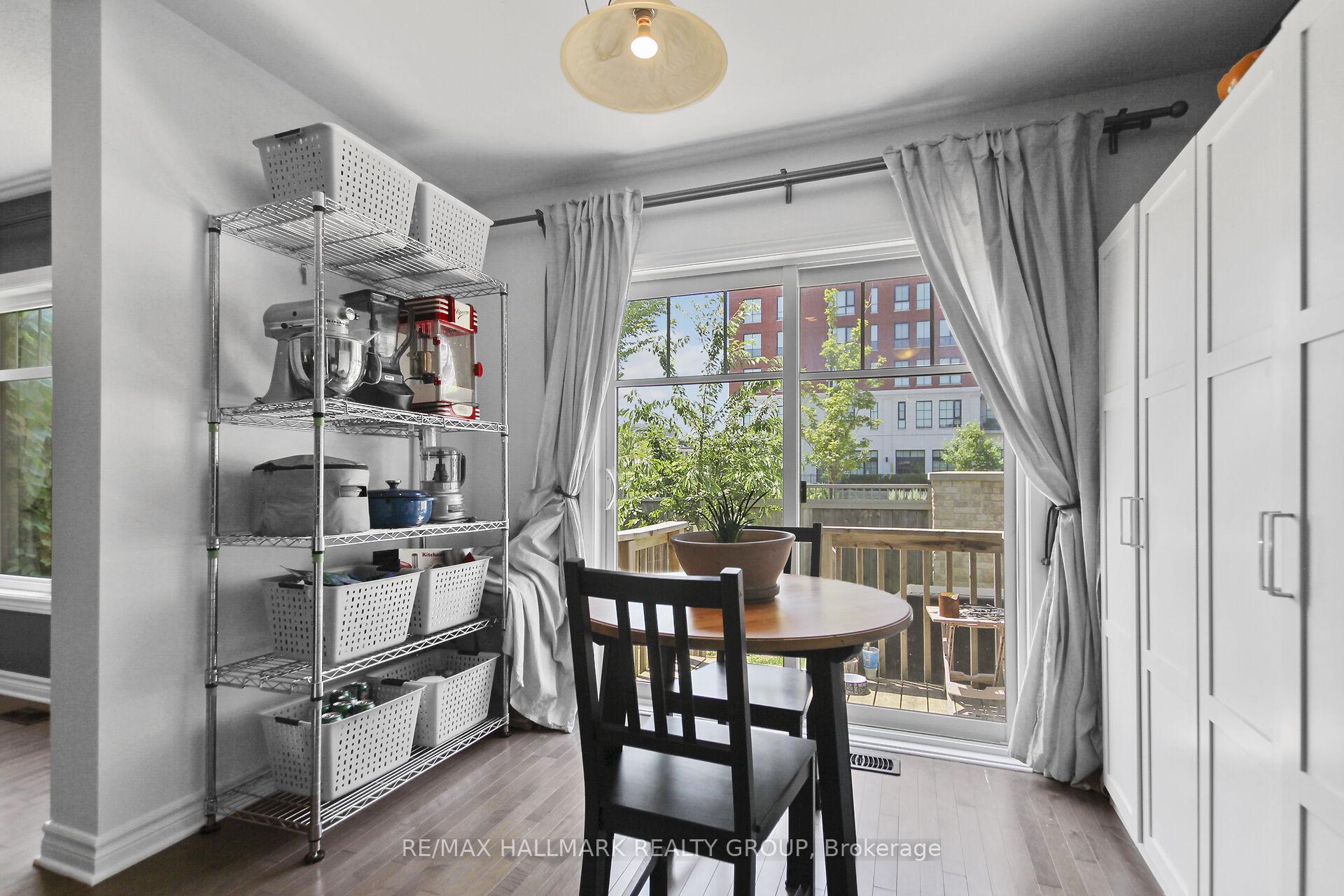 Photo 18 of 219 Mancini Way, Ottawa, Barrhaven - Strandherd — HOMEH