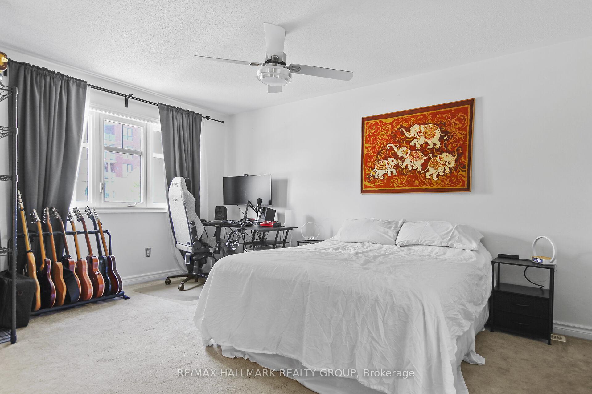 Photo 21 of 219 Mancini Way, Ottawa, Barrhaven - Strandherd — HOMEH