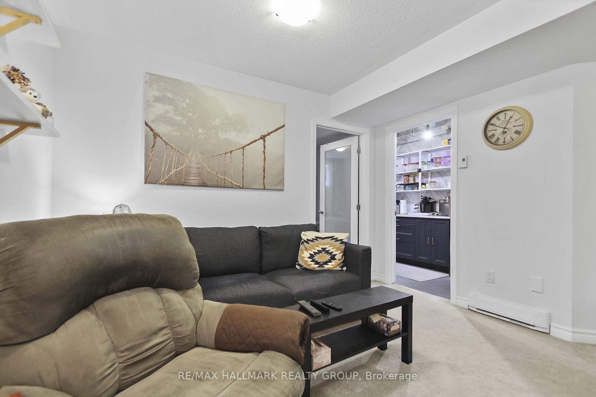 Photo 35 of 219 Mancini Way, Ottawa, Barrhaven - Strandherd — HOMEH