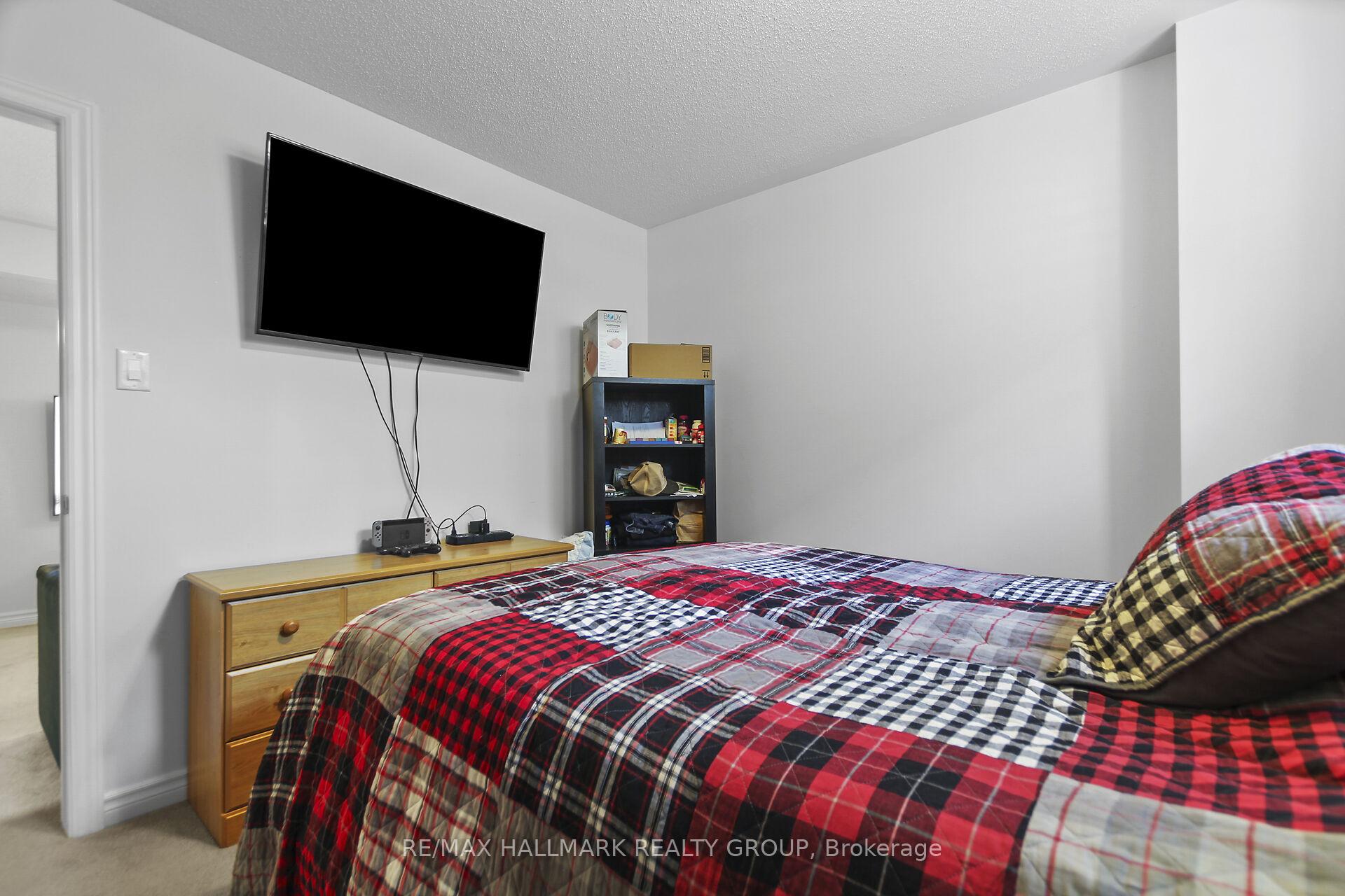 Photo 38 of 219 Mancini Way, Ottawa, Barrhaven - Strandherd — HOMEH